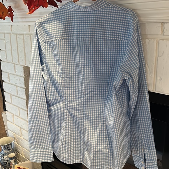 NWOT Vineyard Vines gingham button down, 12, light blue/white - Picture 6 of 6